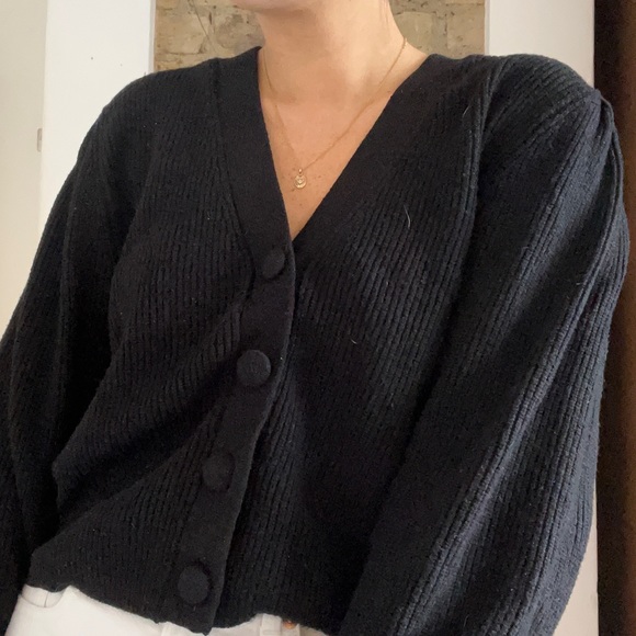 Zara Sweaters - Zara Black Cropped Cardigan